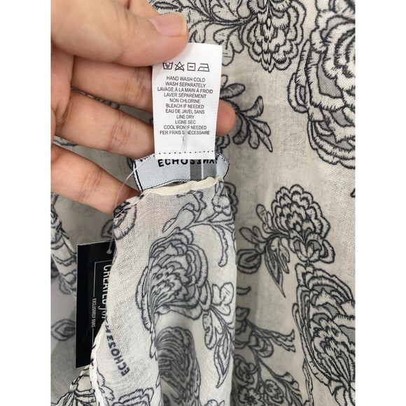 Echo 23 NWT Valencia Bi Color Floral Wrap Quick Dry Wrinkle Resist Neutral New - Picture 7 of 7